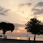 La Casucha Junto Al Mar فيلاغارثيا دي أروزا